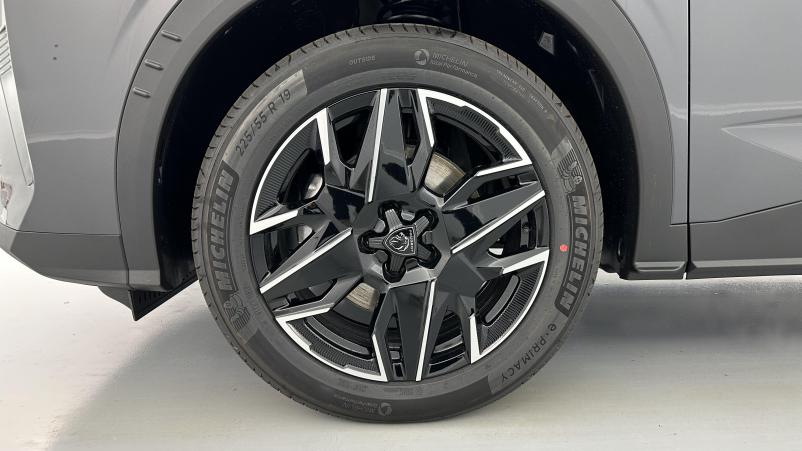 Vente en ligne Peugeot 5008 5008 III 1.2 Hybrid 145ch GT e-DCS6 au prix de 39 410 €