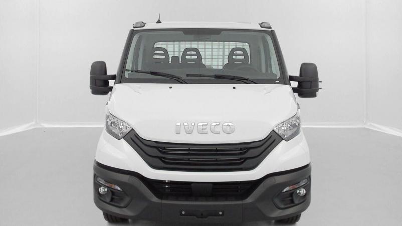 Vente en ligne Iveco Daily Daily III 35C16H 3450 3.0 160ch Ampliroll au prix de 68 630 €