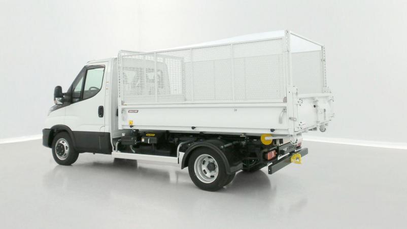 Vente en ligne Iveco Daily Daily III 35C16H 3450 3.0 160ch Ampliroll au prix de 68 630 €