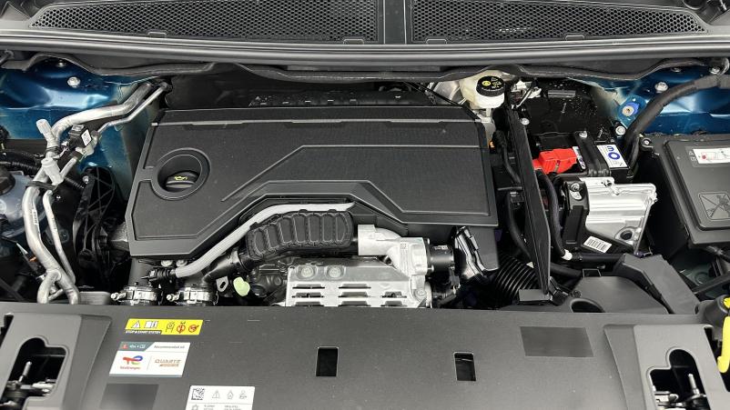 Vente en ligne Peugeot 3008 3008 Hybrid 145ch GT e-DCS6 au prix de 35 400 €