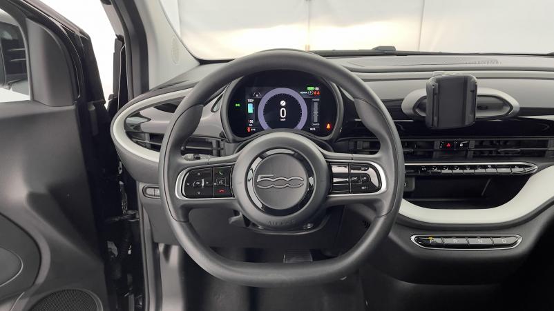 Vente en ligne Fiat 500 500e 23.8kWh Action 95ch au prix de 13 700 €