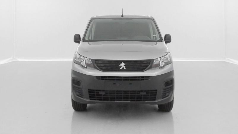 Vente en ligne Peugeot Partner Fourgon Partner M 650 1.5 BlueHDi 130ch 4WD by DANGEL au prix de 37 380 €