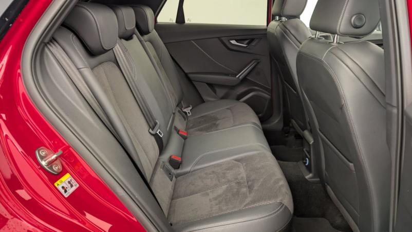 Vente en ligne Audi Q2 35 TFSI COD 150 S tronic 7 S Line au prix de 28 500 €