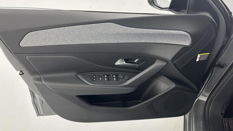 Vente en ligne Peugeot 308 308 III 1.5 BlueHDi 130ch Allure EAT8 au prix de 28 010 €