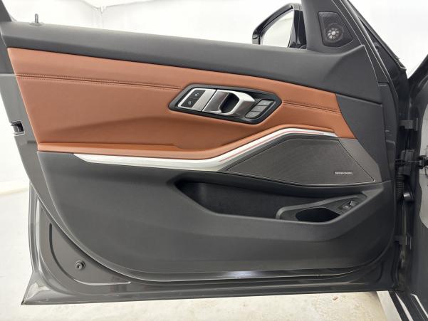 Vente en ligne Bmw Série 3 Touring M340iA xDrive 374ch au prix de 51 940 €