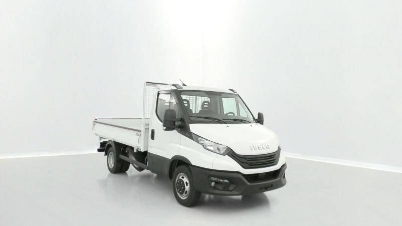 Vente en ligne Iveco Daily Daily III 35C16H 3.0 3450 160ch Tri-Benne JPM au prix de 53 740 €