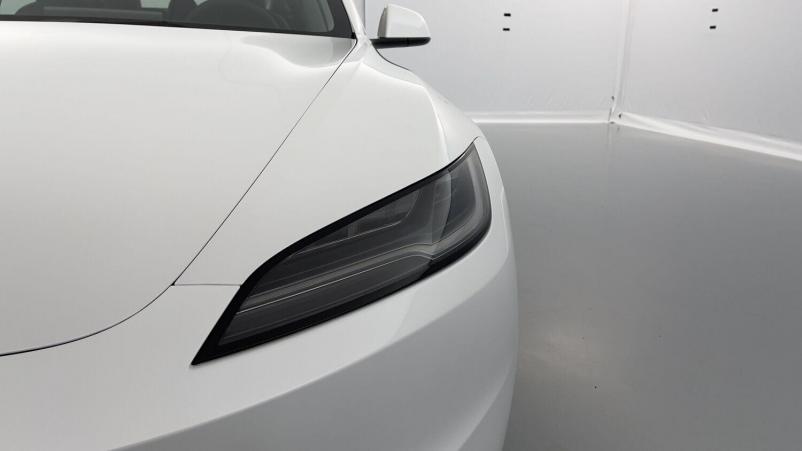 Vente en ligne Tesla Model 3 Model 3 II Standard Propulsion (513km) au prix de 43 400 €