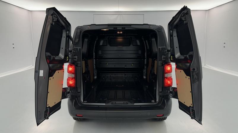 Vente en ligne Citroën Jumpy Fourgon Jumpy M 2.0 BlueHDi 145ch au prix de 30 900 €