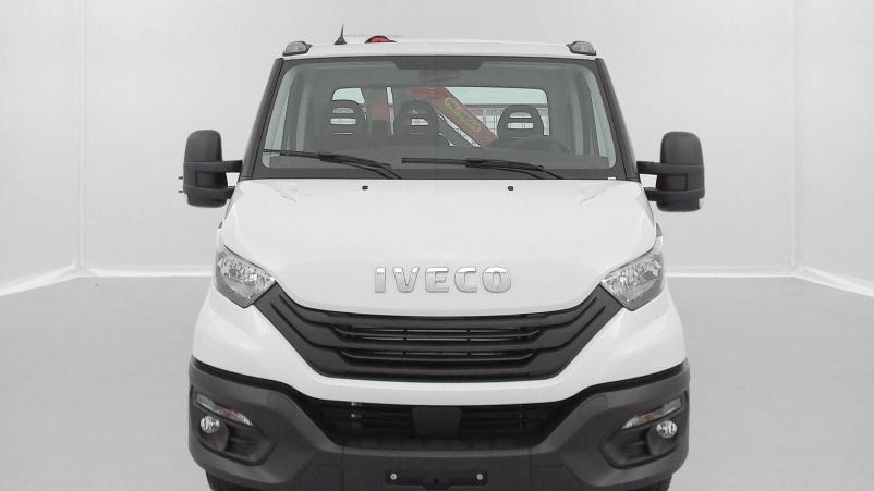 Vente en ligne Iveco Daily Daily III 35S14H 3750 2.3 136ch Benne Alu JPM + Grue PK 2900 au prix de 76 080 €