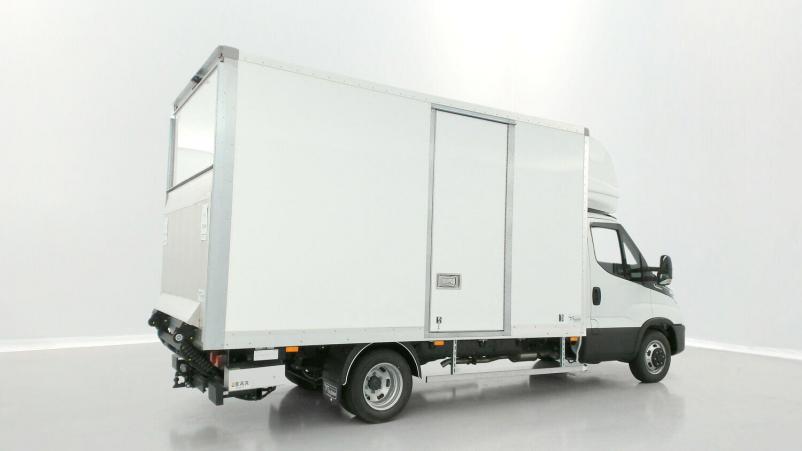 Vente en ligne Iveco Daily Daily III 35C18HA8 4100 3.0 180ch Caisse 20m³ Toutain au prix de 63 710 €