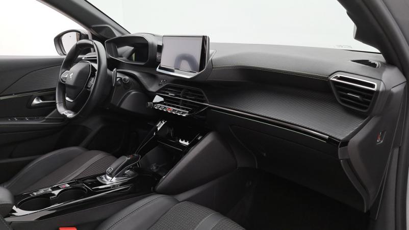 Vente en ligne Peugeot 208  1.2 PureTech S&S 100ch Automatique/8 Gt line au prix de 14 820 €