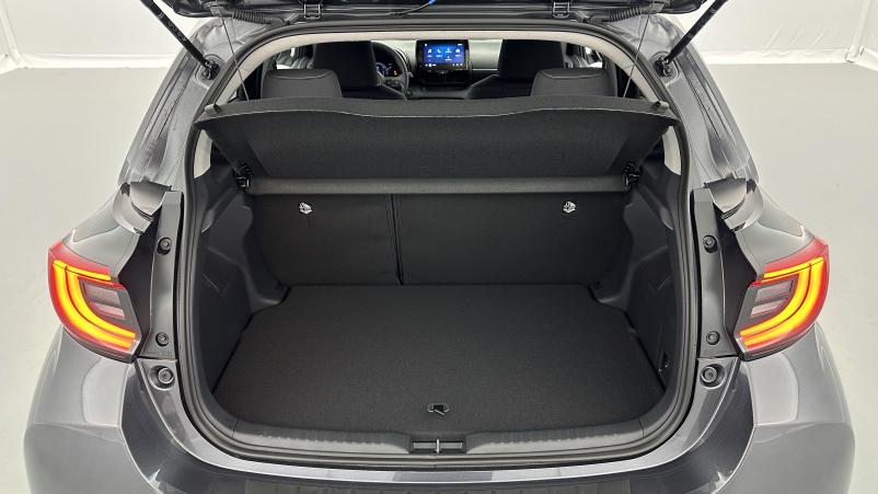 Vente en ligne Toyota Yaris Yaris Hybride 116h Design e-CVT au prix de 25 700 €