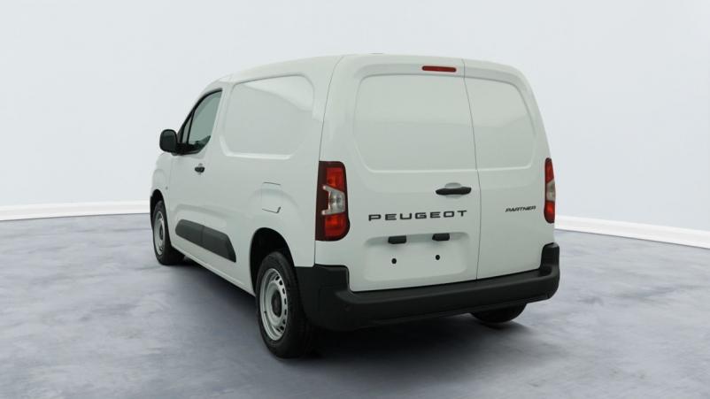 Vente en ligne Peugeot Partner Fourgon M 650 KG BLUEHDI 100 S S BVM6 au prix de 21 400 €
