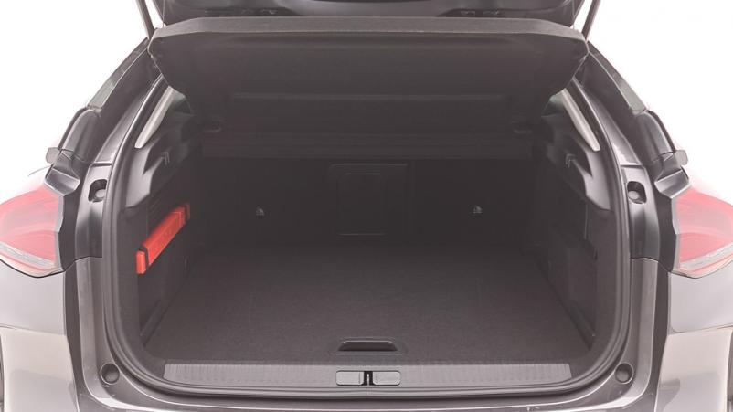 Vente en ligne Citroën C4  1.2 PureTech S&S 130ch Automatique/8 Shine au prix de 20 610 €