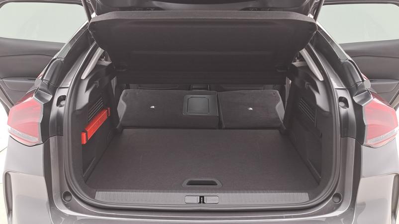 Vente en ligne Citroën C4  1.2 PureTech S&S 130ch Automatique/8 Shine au prix de 20 610 €