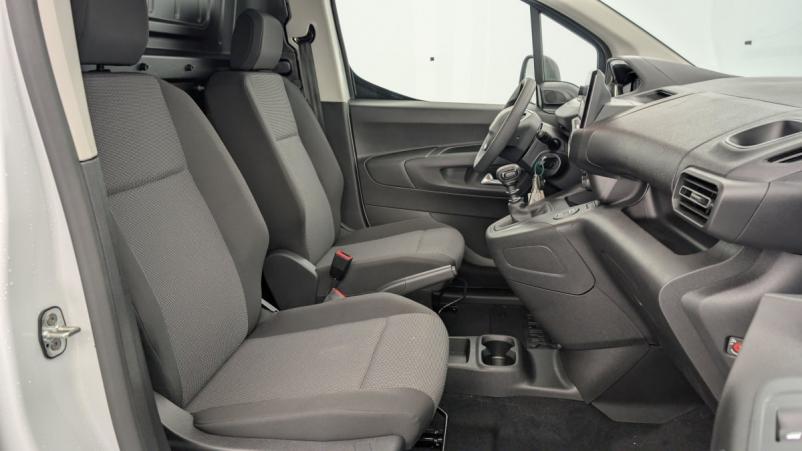Vente en ligne Peugeot Partner Fourgon M 650 KG BLUEHDI 100 S S BVM6 au prix de 21 400 €