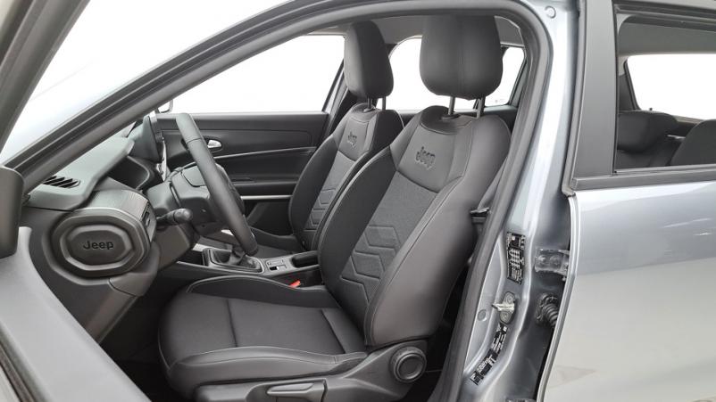 Vente en ligne Jeep Avenger  1.2 Turbo 100ch Manuelle/6 Longitude au prix de 20 100 €
