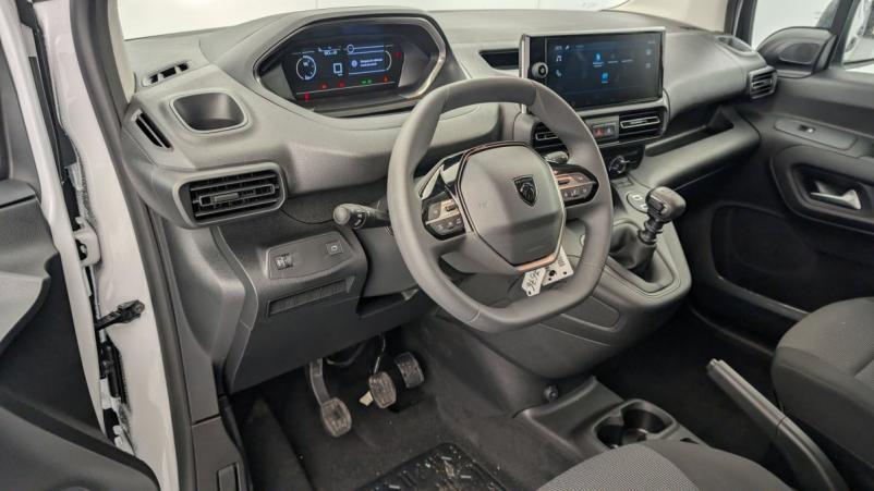 Vente en ligne Peugeot Partner Fourgon M 650 KG BLUEHDI 100 S S BVM6 au prix de 21 400 €