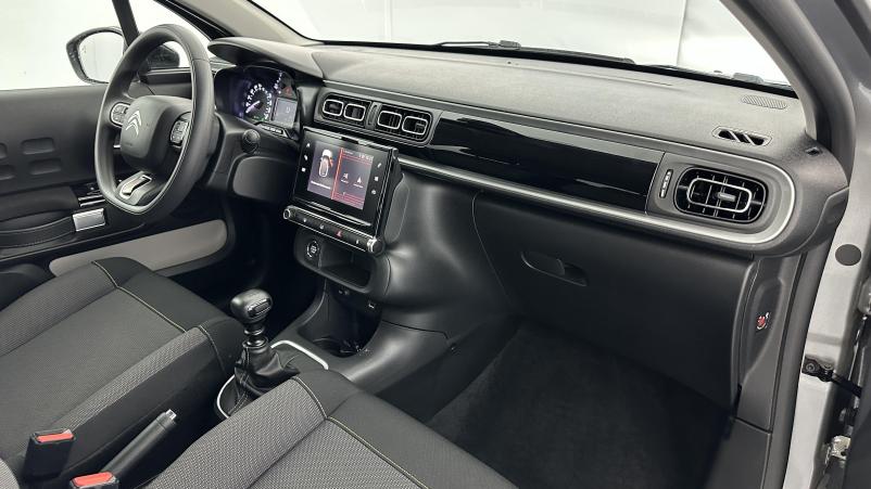 Vente en ligne Citroën C3 C3 III 1.2 PureTech 110ch Shine au prix de 15 410 €