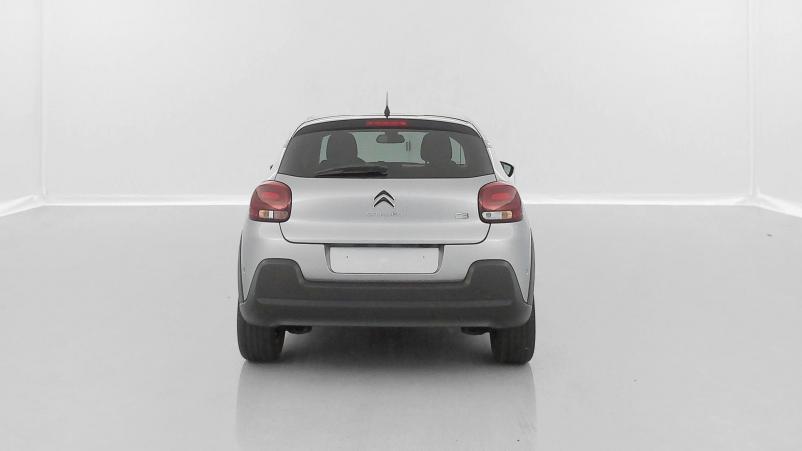 Vente en ligne Citroën C3 C3 III 1.2 PureTech 110ch Shine au prix de 15 410 €
