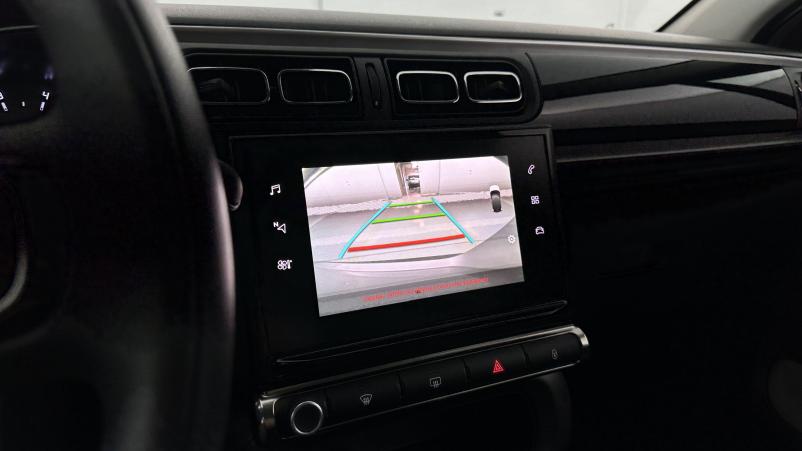 Vente en ligne Citroën C3 C3 III 1.2 PureTech 110ch Shine au prix de 15 410 €