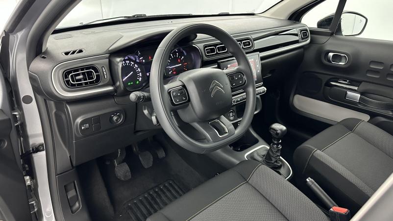 Vente en ligne Citroën C3 C3 III 1.2 PureTech 110ch Shine au prix de 15 410 €