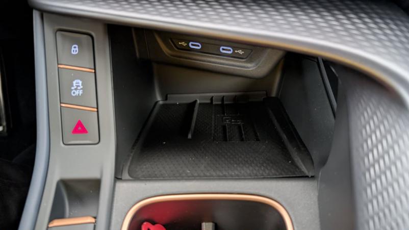 Vente en ligne Cupra Terramar 1.5 eTSI Hybrid 150 ch DSG7 V au prix de 39 120 €