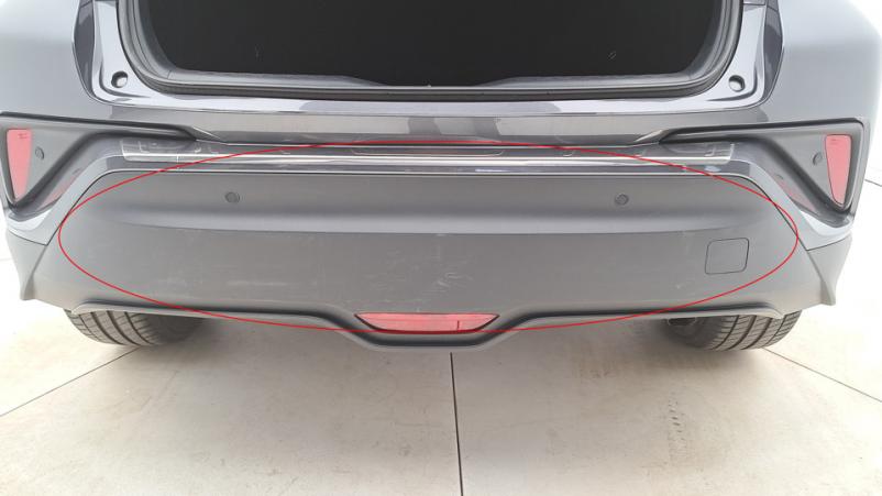 Vente en ligne Toyota C-HR  1.8 Hybrid 122ch Automatique/ Design au prix de 26 190 €