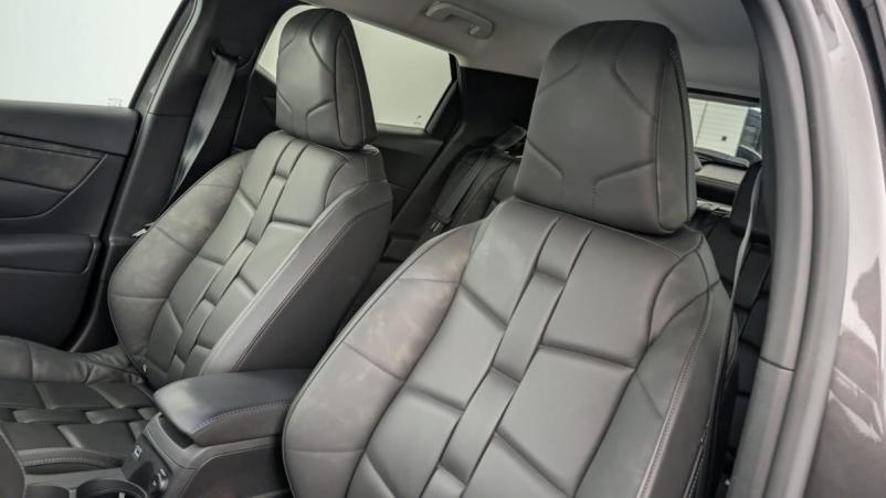 Vente en ligne Ds Ds3 PureTech 130 EAT8 Opera au prix de 23 350 €