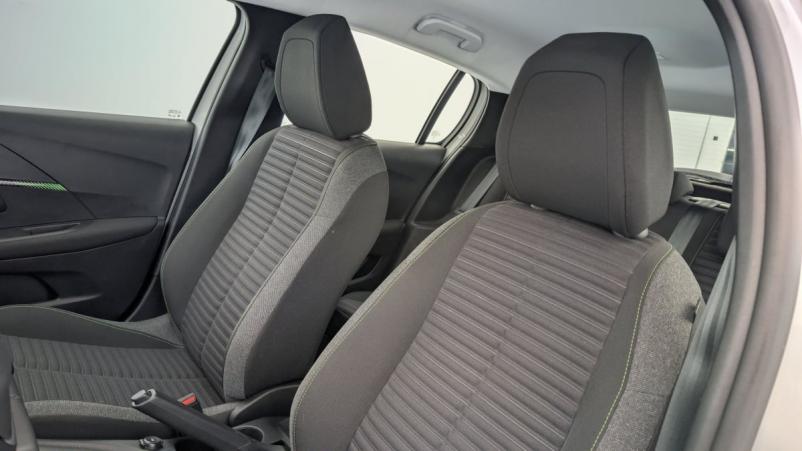 Vente en ligne Peugeot 208 PureTech 100 S S BVM6 Active au prix de 16 250 €