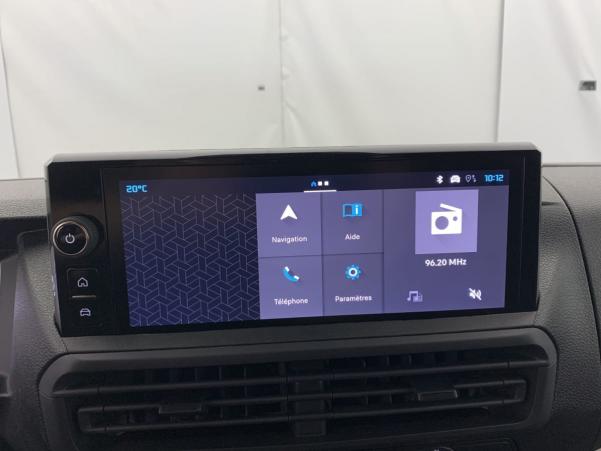 Vente en ligne Citroën Jumpy Fourgon M BLUEHDI 145 BVM6 au prix de 27 820 €