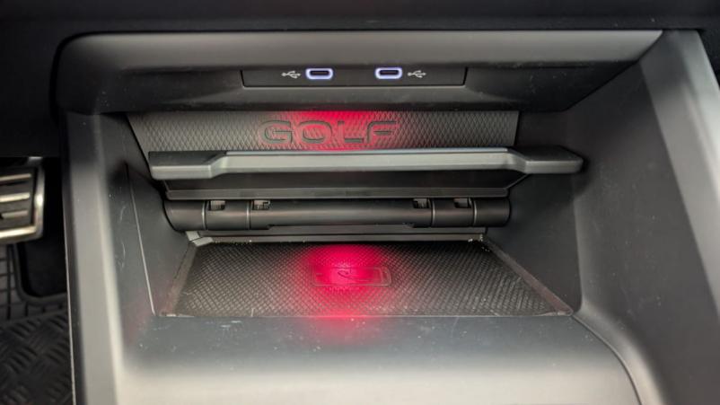 Vente en ligne Volkswagen Golf 1.4 HYBRIDE RECHARGEABLE OPF 245 DSG6 GTE au prix de 27 470 €