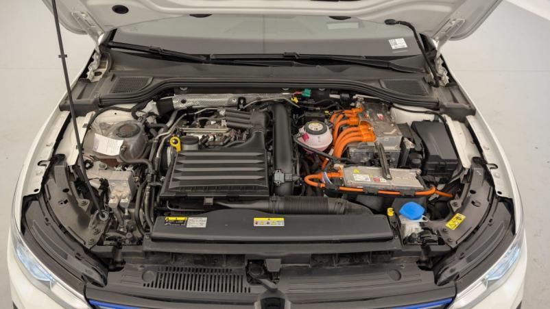 Vente en ligne Volkswagen Golf 1.4 HYBRIDE RECHARGEABLE OPF 245 DSG6 GTE au prix de 27 470 €