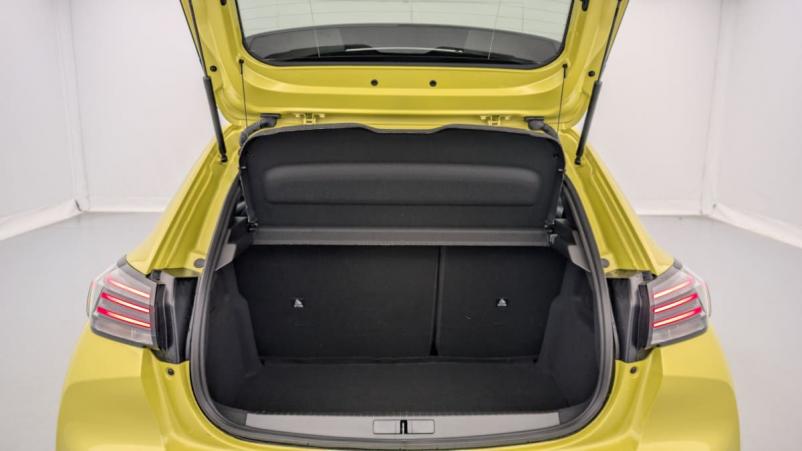 Vente en ligne Peugeot 208 PureTech 100 S S BVM6 Allure au prix de 17 170 €