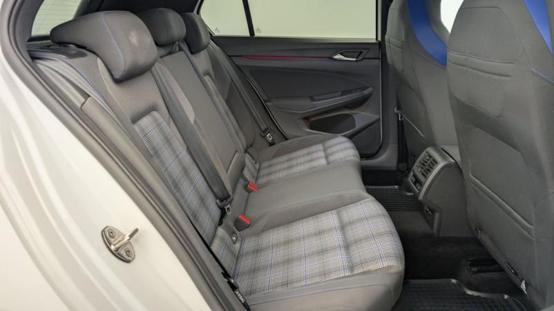 Vente en ligne Volkswagen Golf 1.4 HYBRIDE RECHARGEABLE OPF 245 DSG6 GTE au prix de 27 470 €
