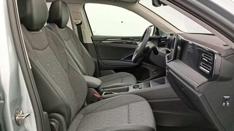 Vente en ligne Volkswagen Tiguan 1.5 eTSI 150CV DSG7 LIFE PLUS au prix de 41 690 €