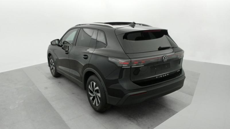 Vente en ligne Volkswagen Tiguan 1.5 eTSI 150CV DSG7 LIFE PLUS au prix de 41 690 €