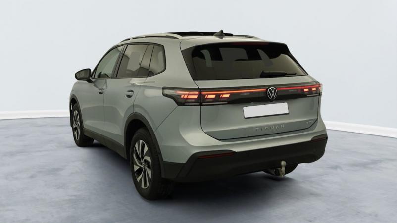 Vente en ligne Volkswagen Tiguan 1.5 eTSI 150CV DSG7 LIFE PLUS au prix de 41 690 €