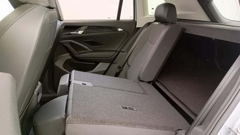 Vente en ligne Volkswagen Tiguan 1.5 eTSI 150CV DSG7 LIFE PLUS au prix de 41 690 €