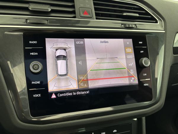 Vente en ligne Volkswagen Tiguan 1.4 eHybrid 245ch Elegance DSG6 + Caméra 360° + Attelage au prix de 24 990 €