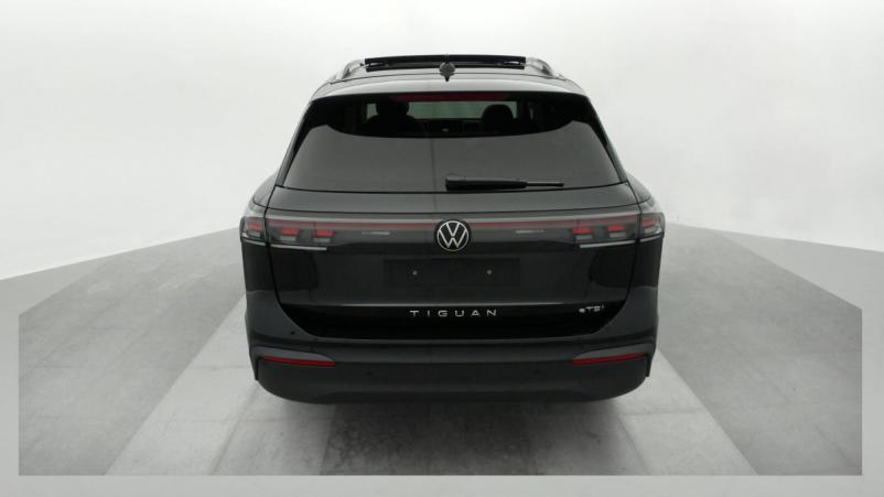 Vente en ligne Volkswagen Tiguan 1.5 eTSI 150CV DSG7 LIFE PLUS au prix de 41 690 €