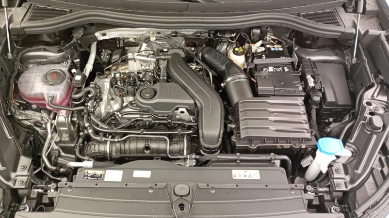 Vente en ligne Volkswagen Tiguan 1.5 eTSI 150CV DSG7 LIFE PLUS au prix de 41 690 €