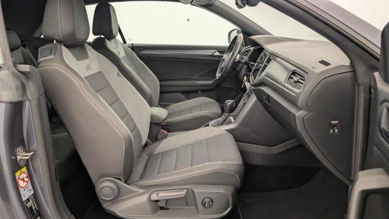 Vente en ligne Volkswagen T-Roc Cabriolet 1.5 TSI EVO 150 START STOP DSG7 R-LINE au prix de 30 560 €