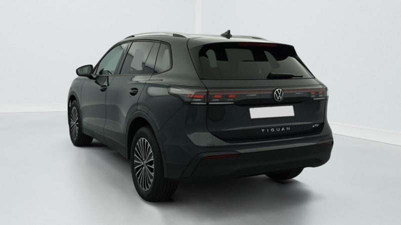 Vente en ligne Volkswagen Tiguan 1.5 eTSI 150CV DSG7 LIFE PLUS au prix de 39 630 €