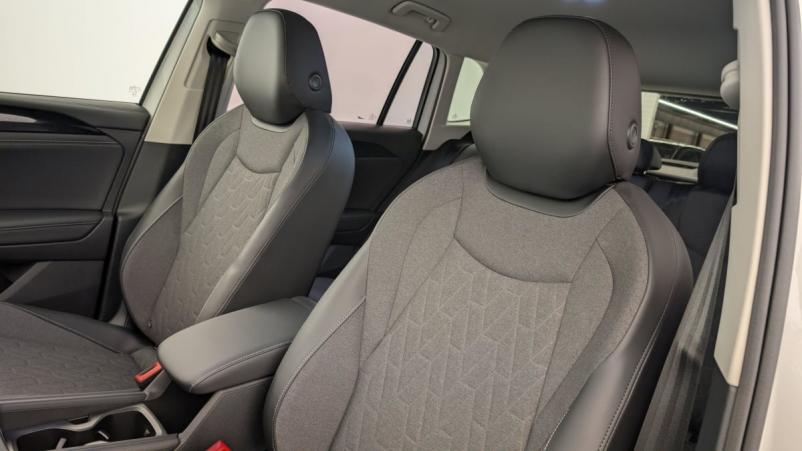 Vente en ligne Volkswagen Tiguan 1.5 eTSI 150CV DSG7 LIFE PLUS au prix de 40 660 €