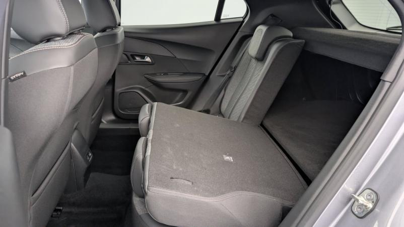 Vente en ligne Peugeot 2008 PureTech 100 S S BVM6 Allure au prix de 19 230 €
