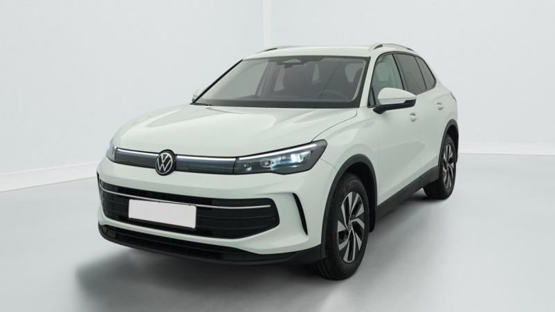 Vente en ligne Volkswagen Tiguan 1.5 eTSI 150CV DSG7 LIFE PLUS au prix de 40 660 €