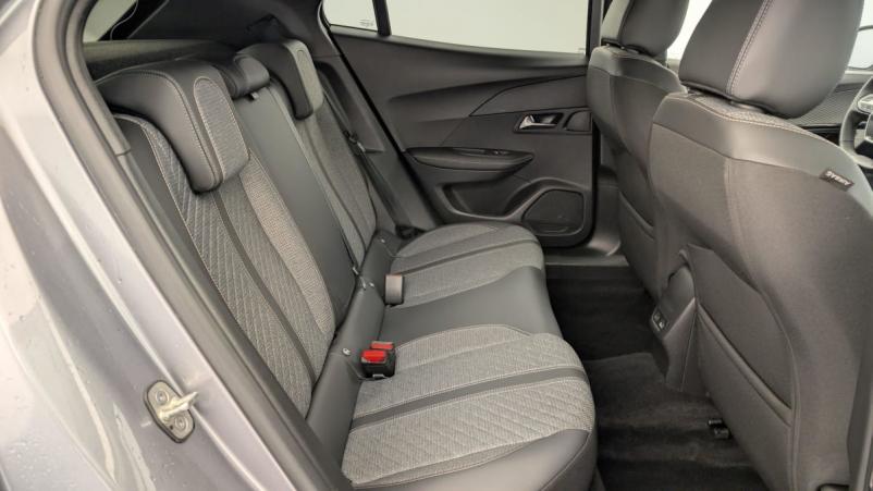Vente en ligne Peugeot 2008 PureTech 100 S S BVM6 Allure au prix de 19 230 €