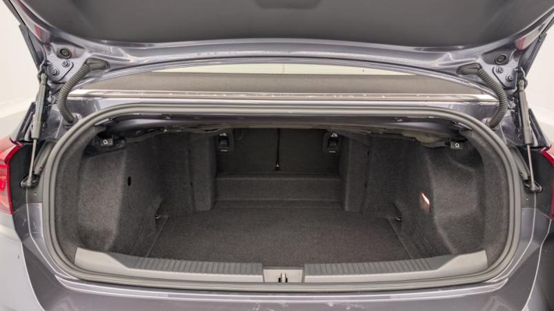 Vente en ligne Volkswagen T-Roc Cabriolet 1.5 TSI EVO 150 START STOP DSG7 R-LINE au prix de 30 560 €