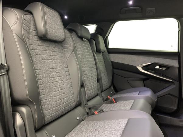 Vente en ligne Peugeot 5008 Hybrid 136 e-DCS6 Allure au prix de 35 520 €